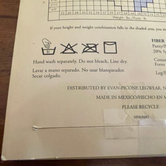 Evan-Picone Control Top Pantyhose 3-Pair Pack Color Beige Size AB (Small) C-20 - Picture 9 of 10